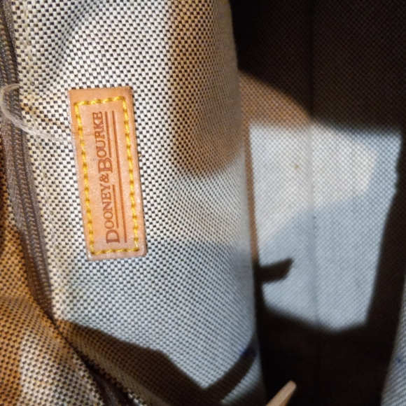 Dooney & Bourke bag - Picture 12 of 15